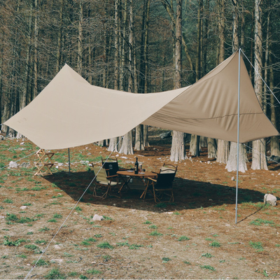 Toldo al aire libre de Sun de la tela que acampa de la sombra revestida de plata de Sun con la cuerda del viento
